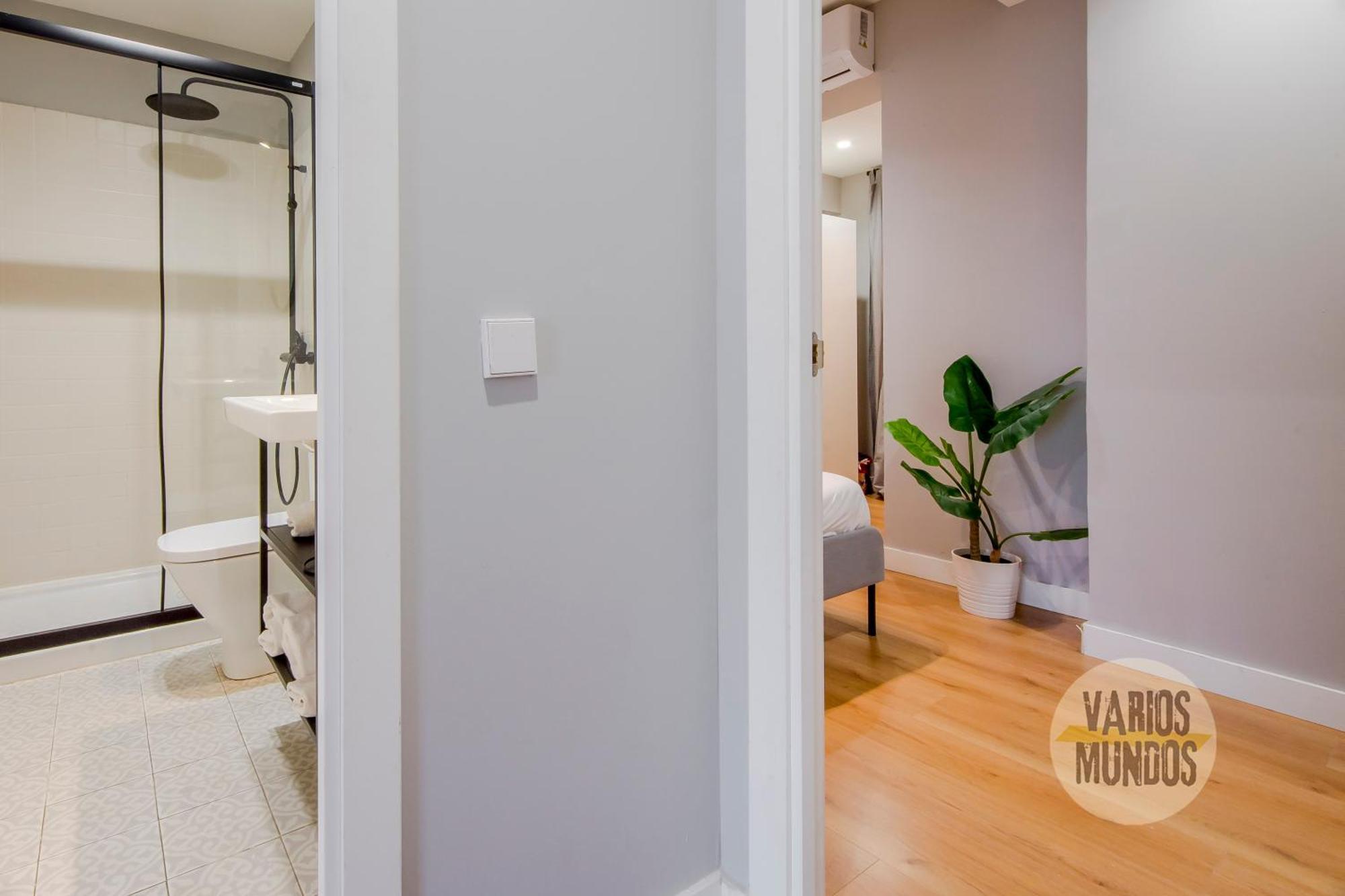 Modern Apt & Cool Interior Design A 20 Metros Del Retiro E1 Madrid Exterior foto